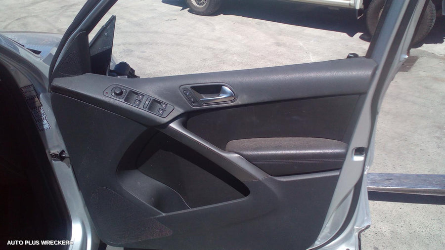 2010 Volkswagen Tiguan Fan