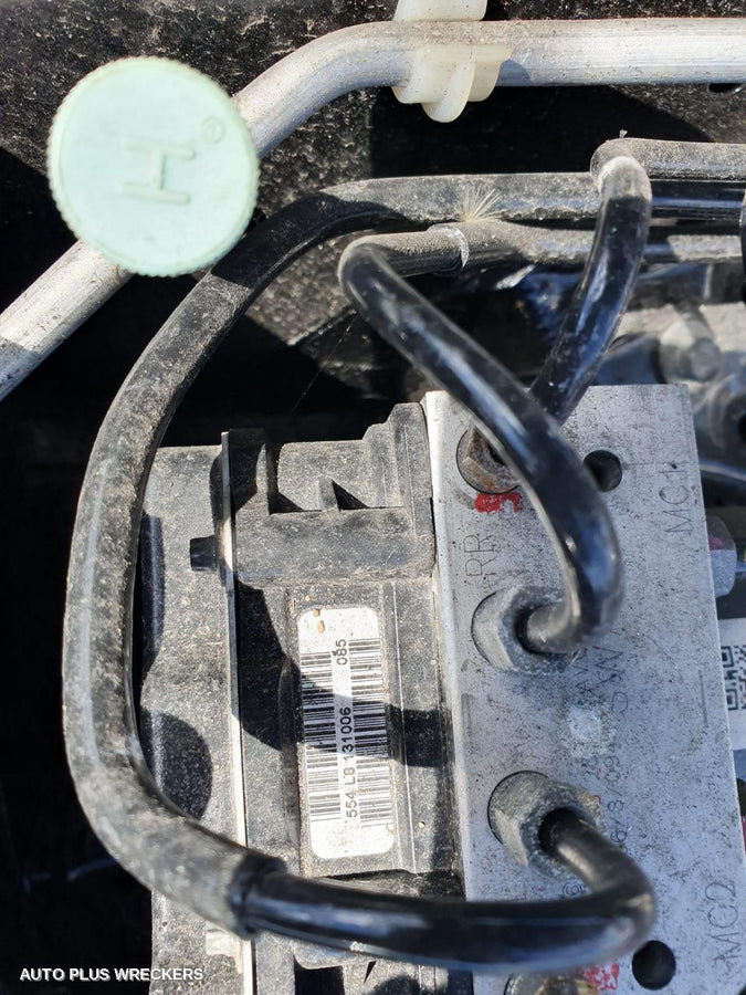 2007 Honda Crv Left Rear Door Window