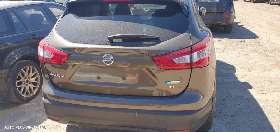 2017 Nissan Qashqai Left Front Door Window