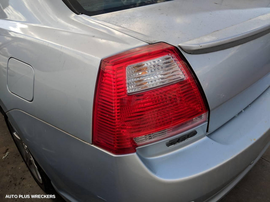 2006 Mitsubishi 380 Ignition W  Key