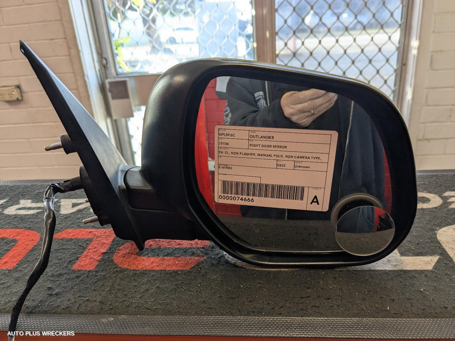 2020 Mitsubishi Outlander Right Door Mirror