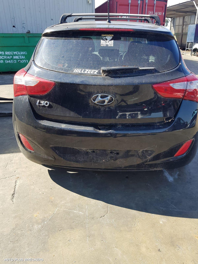 2014 Hyundai I30 Left Front Window Reg Motor