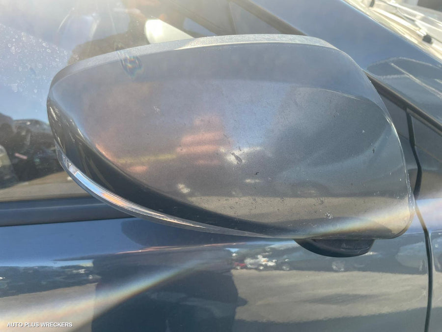 2012 Hyundai Accent Sunvisor