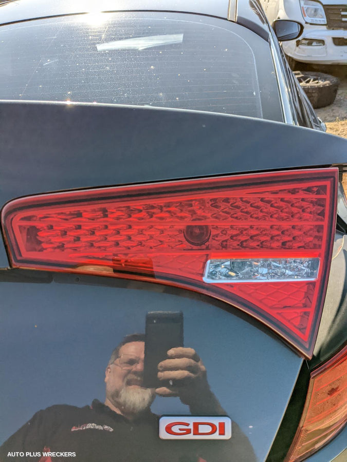 2013 Kia Optima Left Front Door