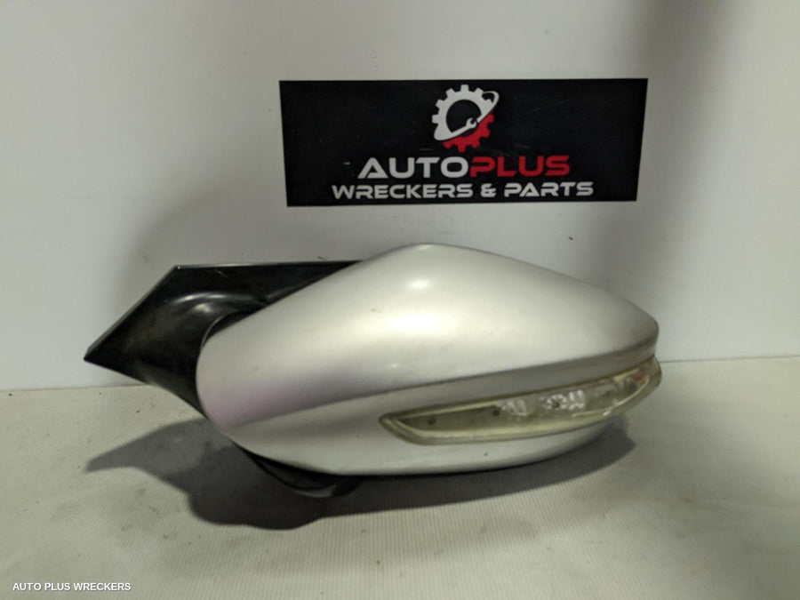 2011 Hyundai I45 Left Door Mirror