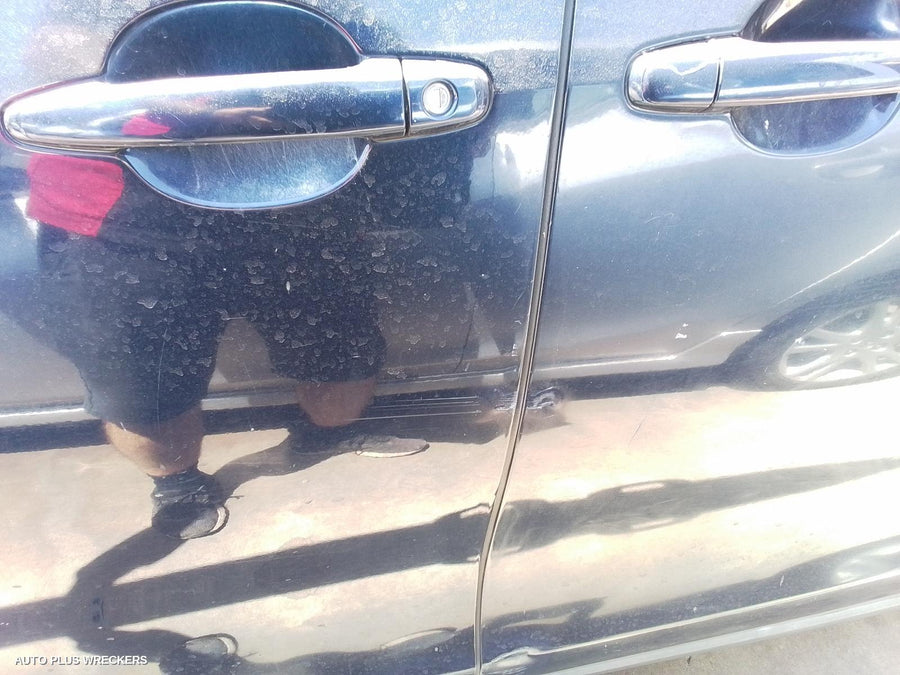 2007 Toyota Tarago Grille