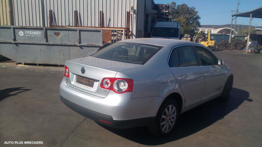 2009-2011 Volkswagen Jetta Fan