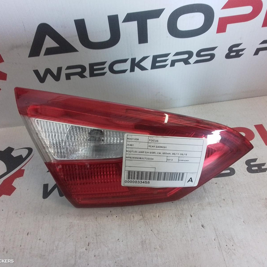 2011-2015 Ford Focus Rear Garnish