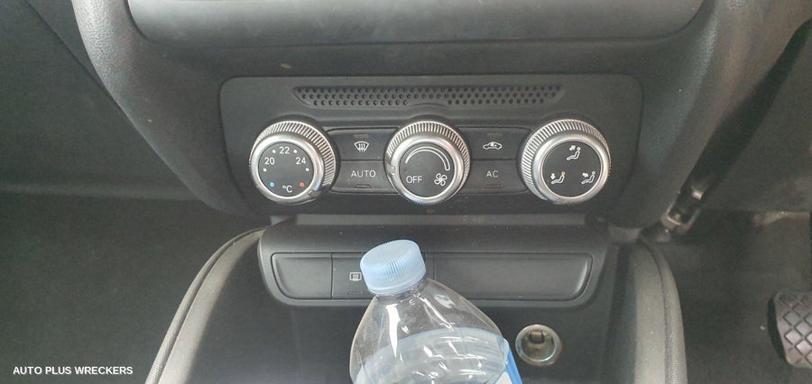 2013 AUDI A1 LEFT DOOR MIRROR