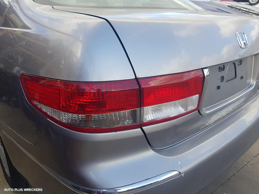 2005 Honda Accord Left Taillight