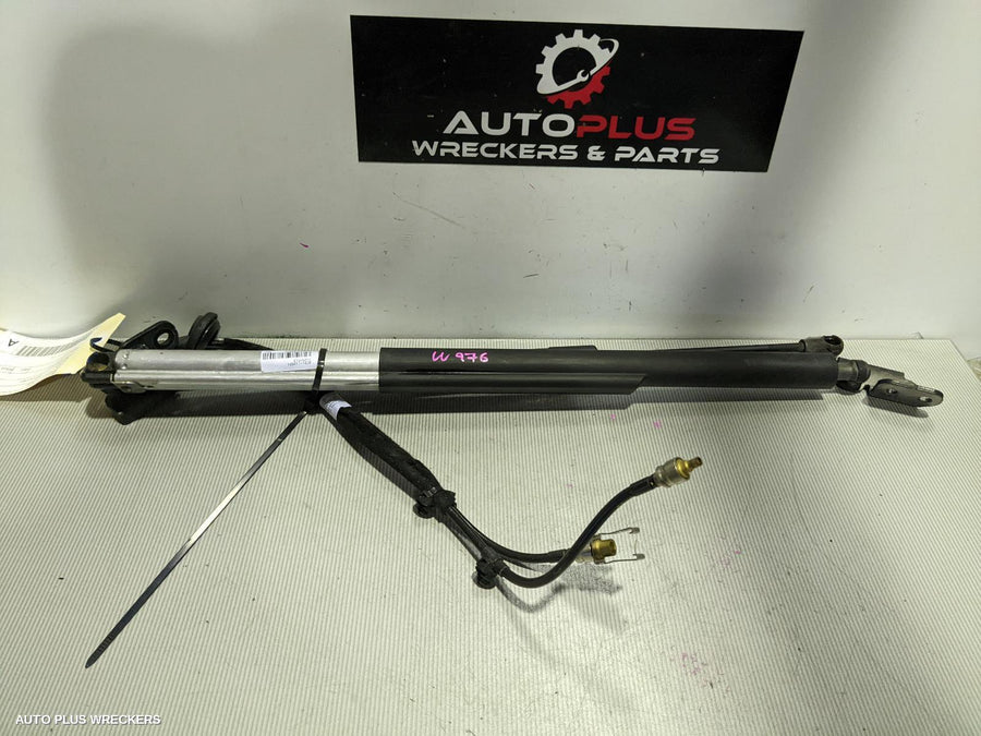 2009 Volvo Xc60 Hatch Strut