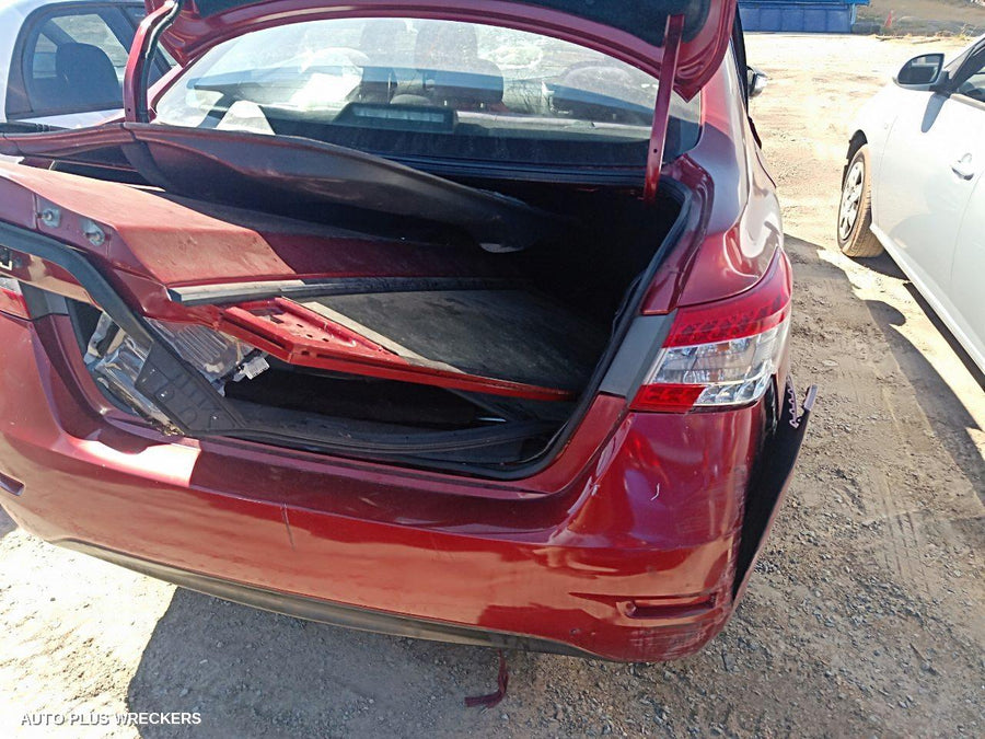 2014 Nissan Pulsar Left Front Door Window