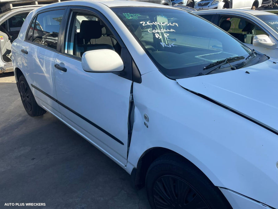 2006 TOYOTA COROLLA LEFT FRONT STRUT