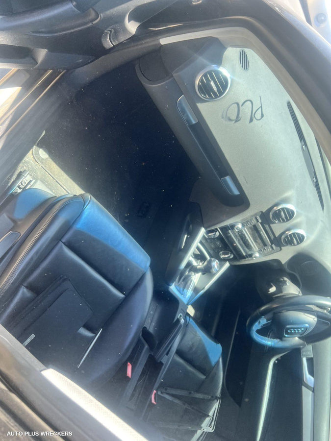 2011 Audi A3 Left Rear Door Sliding