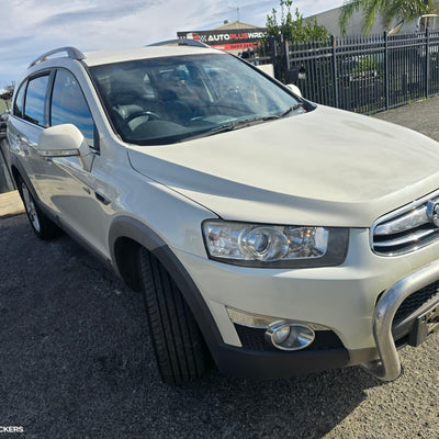 2011-2015 Holden Captiva High Level Stoplight