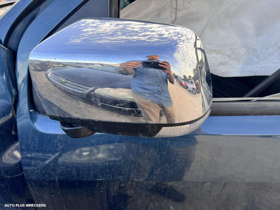 2017 Holden Colorado Headrest