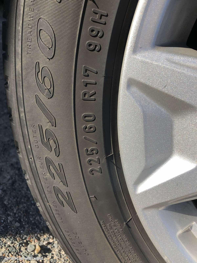 2013 Subaru Forester Headrest