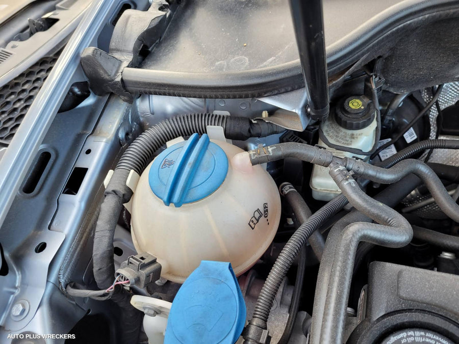 2010 Volkswagen Golf Left Rear Wnd Reg Motor