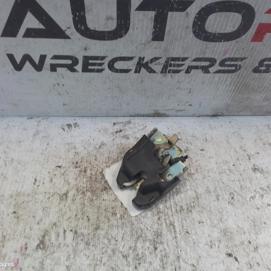 2000-2005 Honda Civic Door Boot Gate Lock