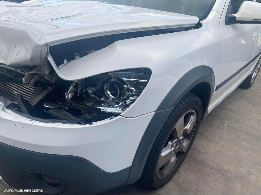 2010 Skoda Octavia Left Front Door