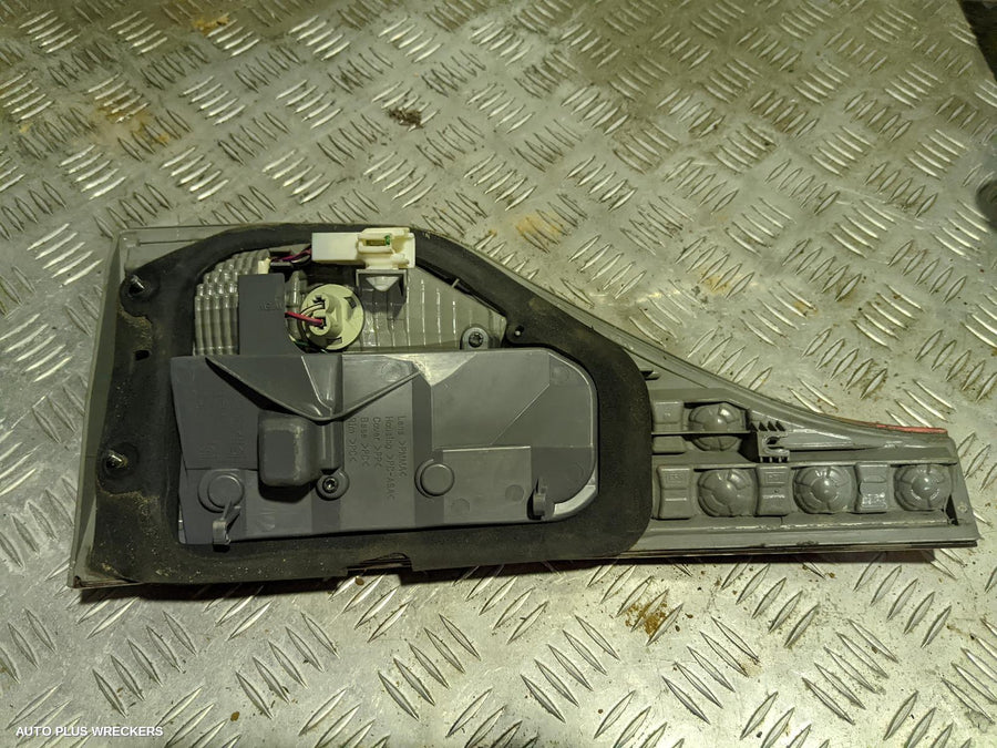 2008 Toyota Tarago Rear Garnish