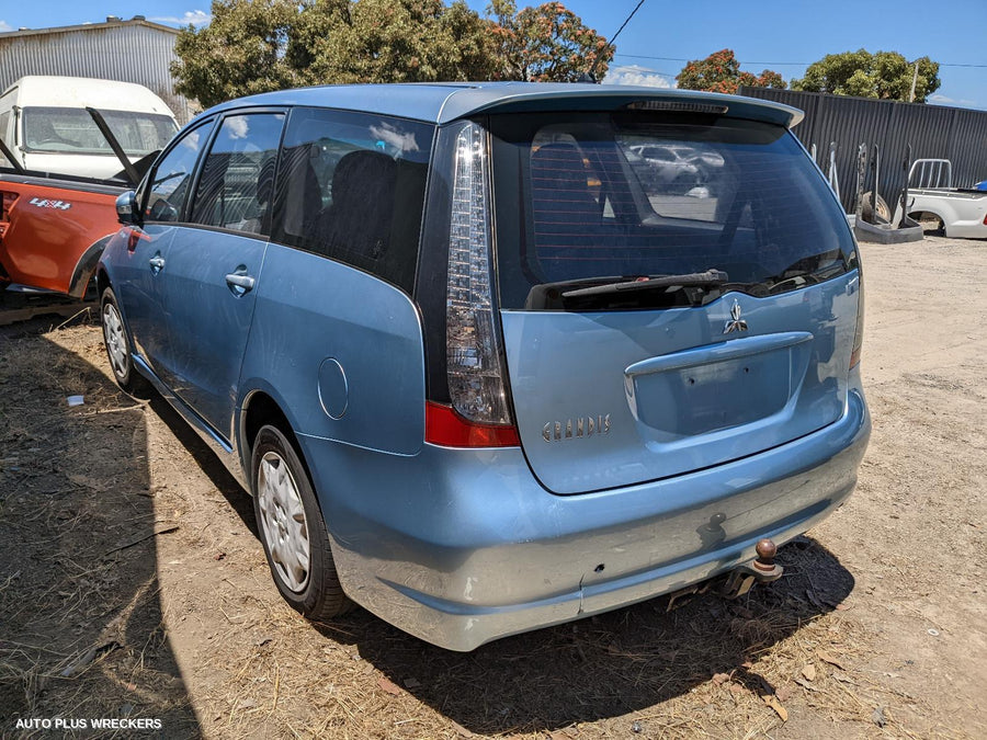 2005 Mitsubishi Grandis Left Front Door