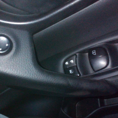 2015 Nissan Qashqai Right Front Window Reg Motor