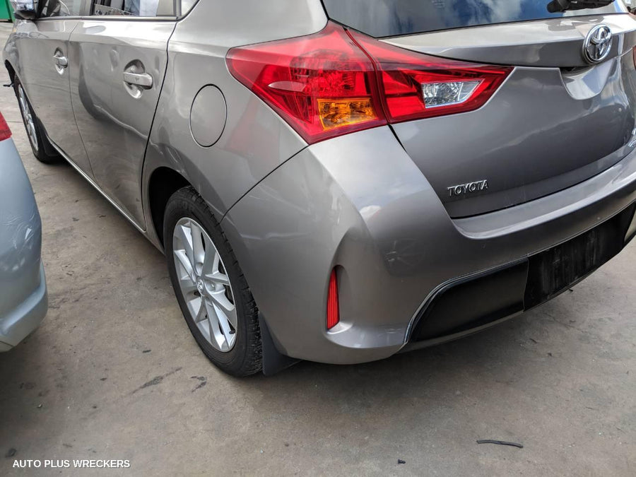 2013 Toyota Corolla Sunvisor