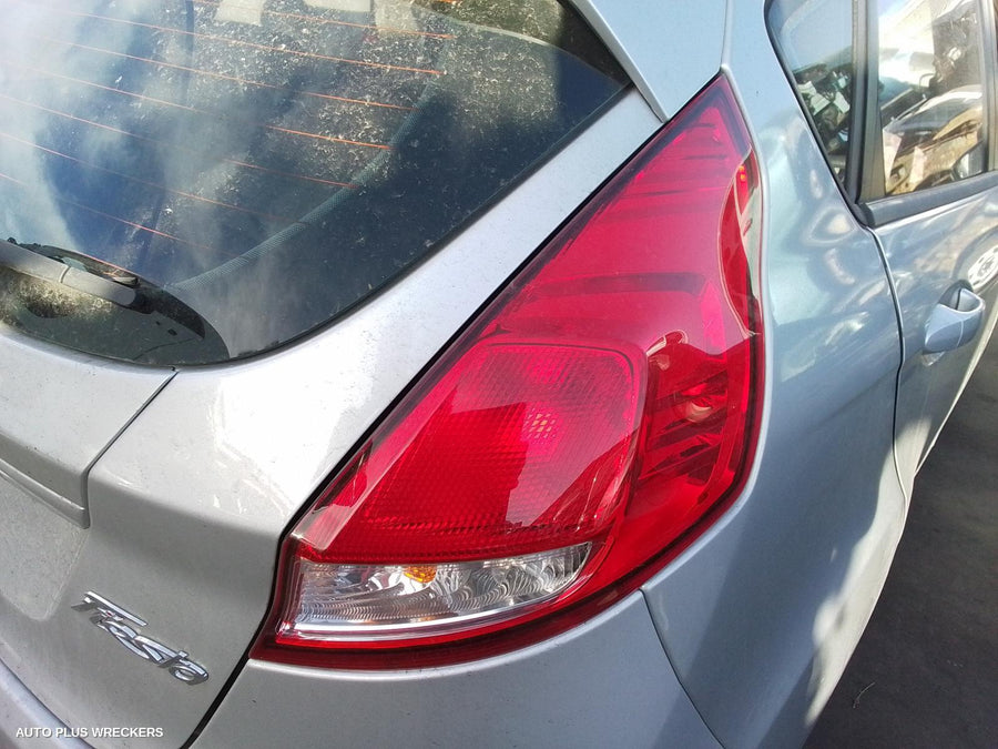 2014 Ford Fiesta Left Driveshaft