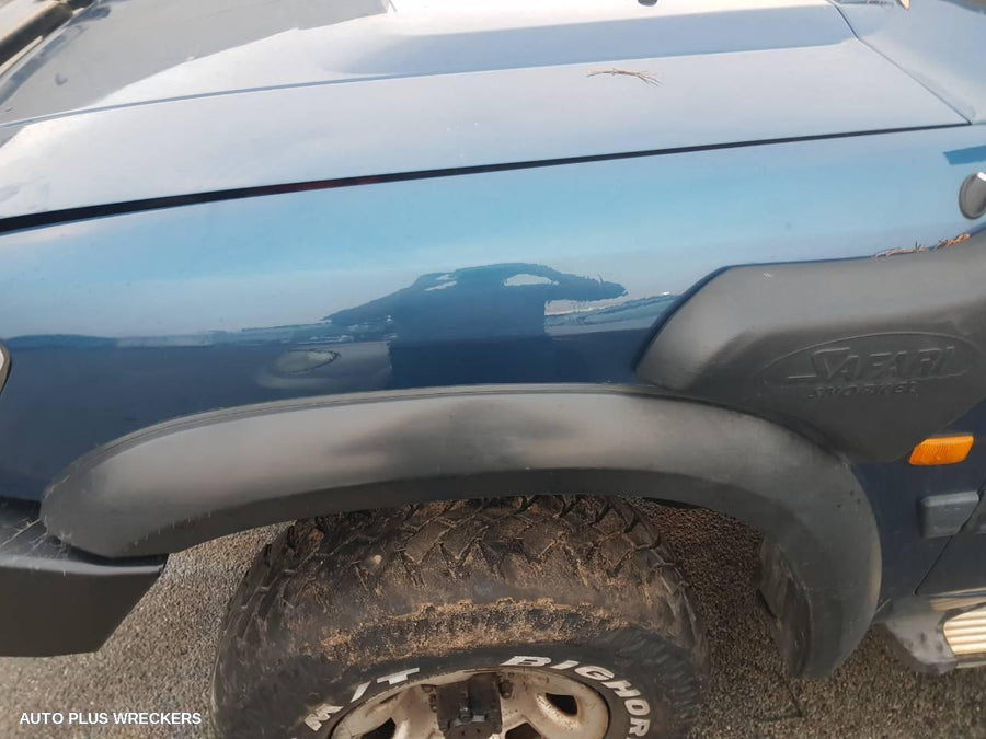 2001 Nissan Patrol Left Guard