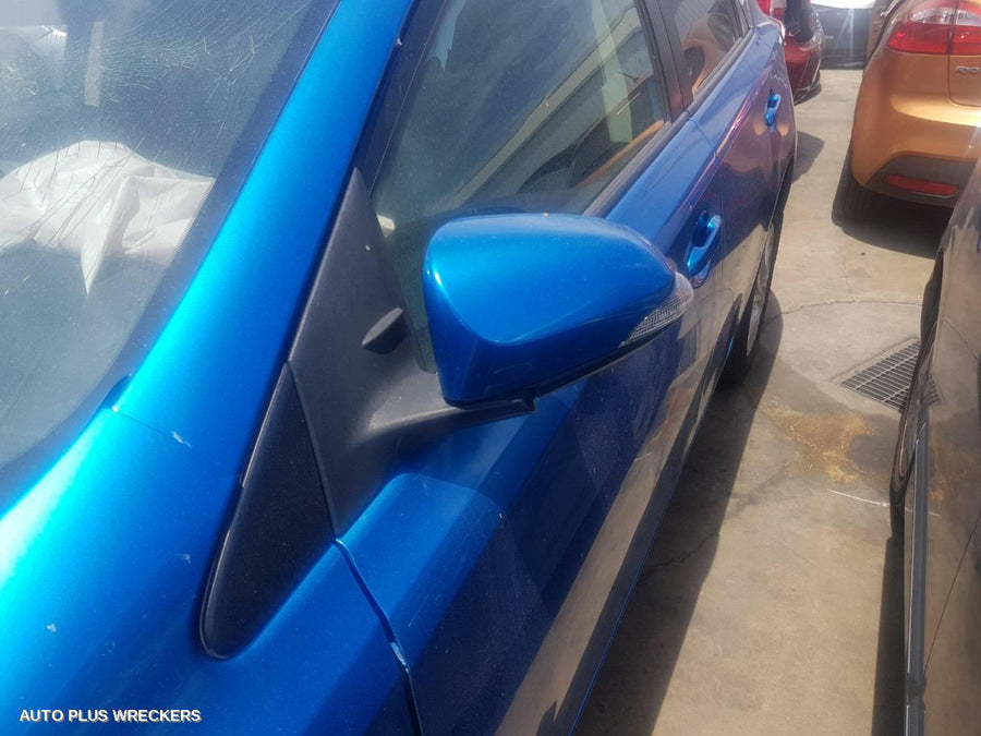 2016 Toyota Corolla Door Boot Gate Lock