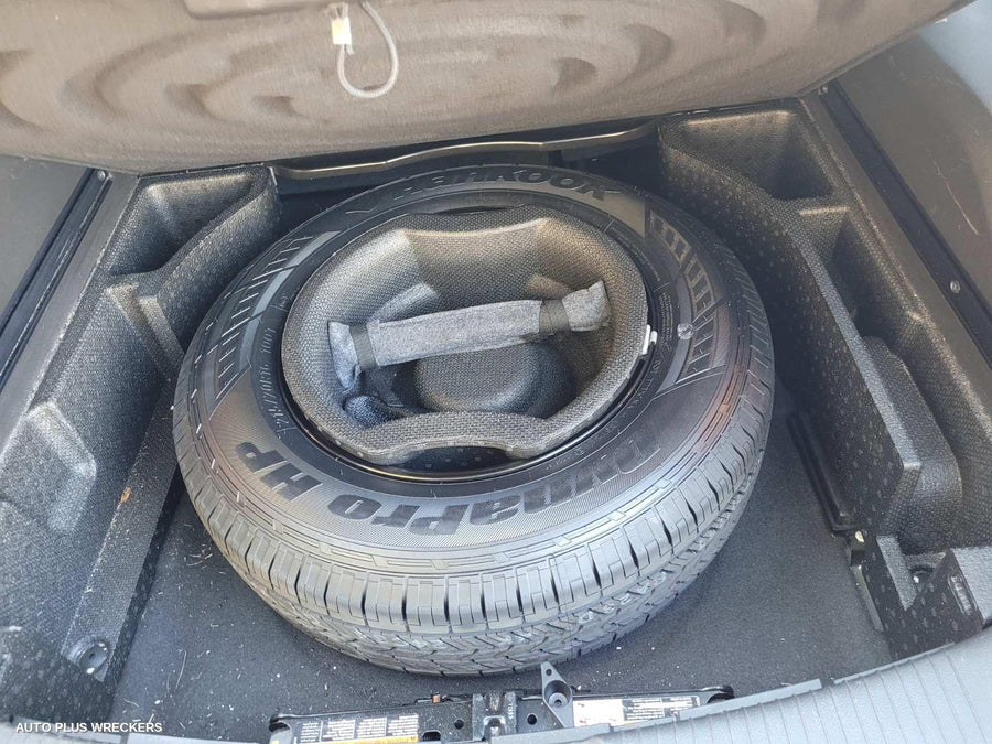 2010 HOLDEN CAPTIVA RIGHT REAR DOOR WINDOW