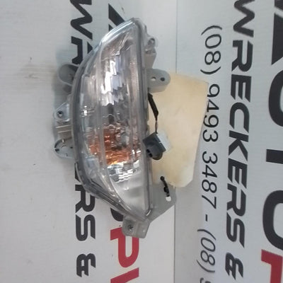 2013-2016 Mazda 3 Right Indicator Fog Side