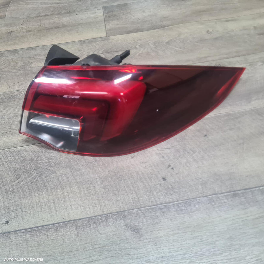 2017-2020 Holden Commodore Right Taillight