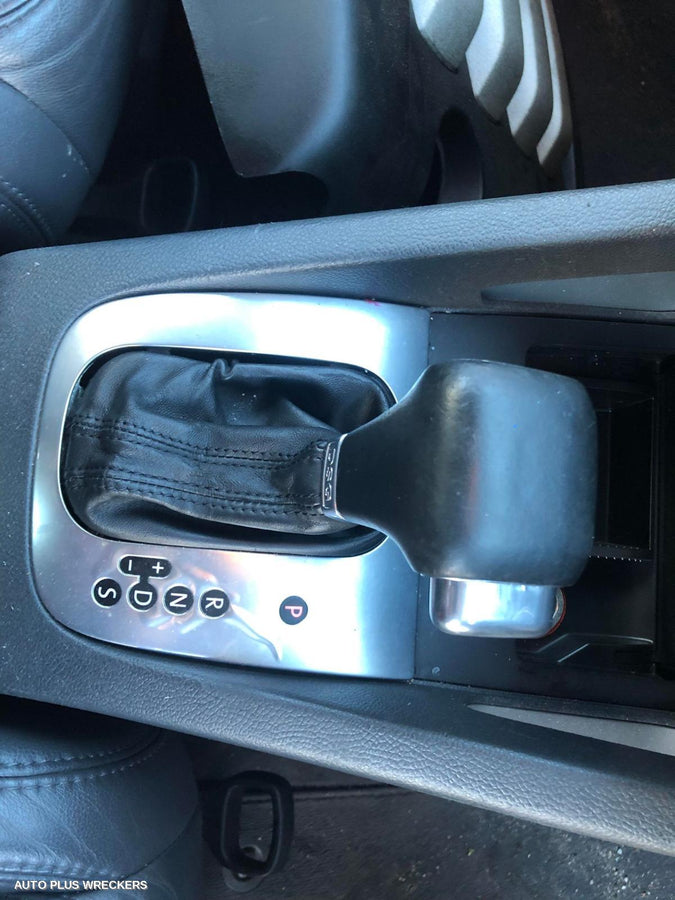 2006 Volkswagen Jetta Right Front Window Reg Motor