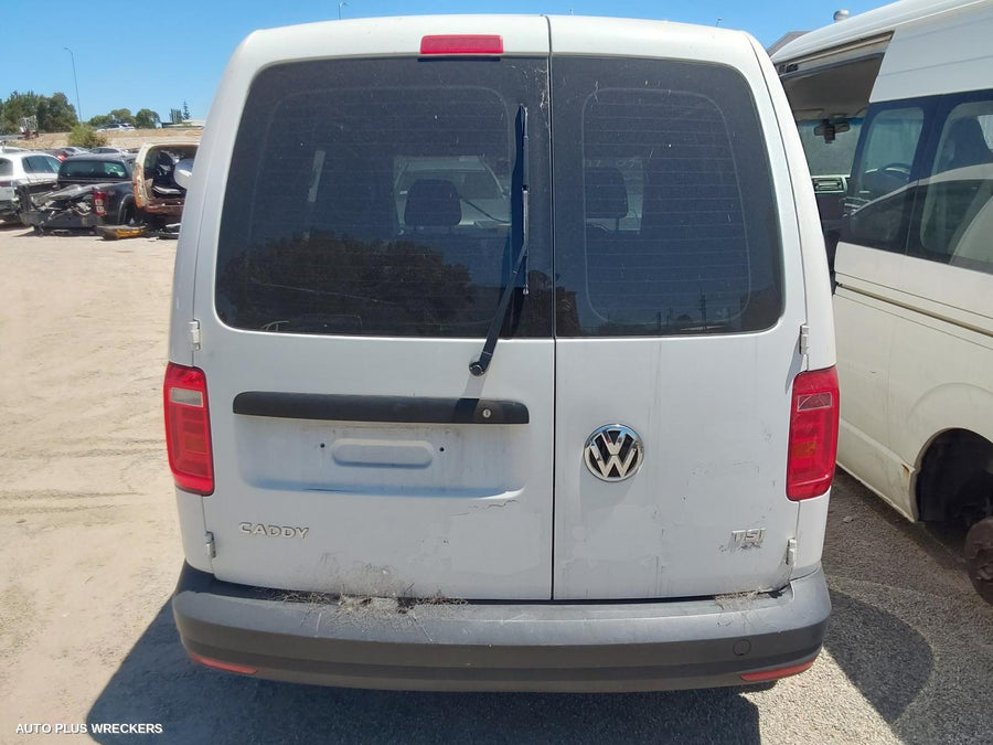 2016 Volkswagen Caddy Right Front Hub Assembly