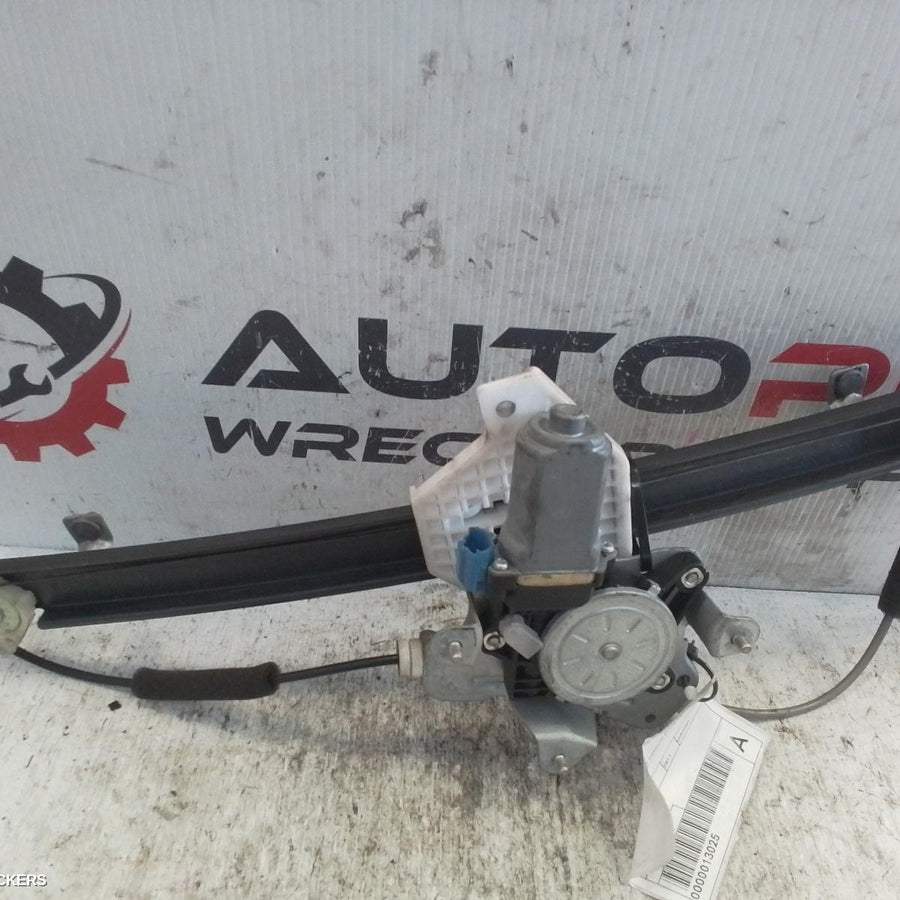 2011 Holden Captiva Left Front Window Reg Motor