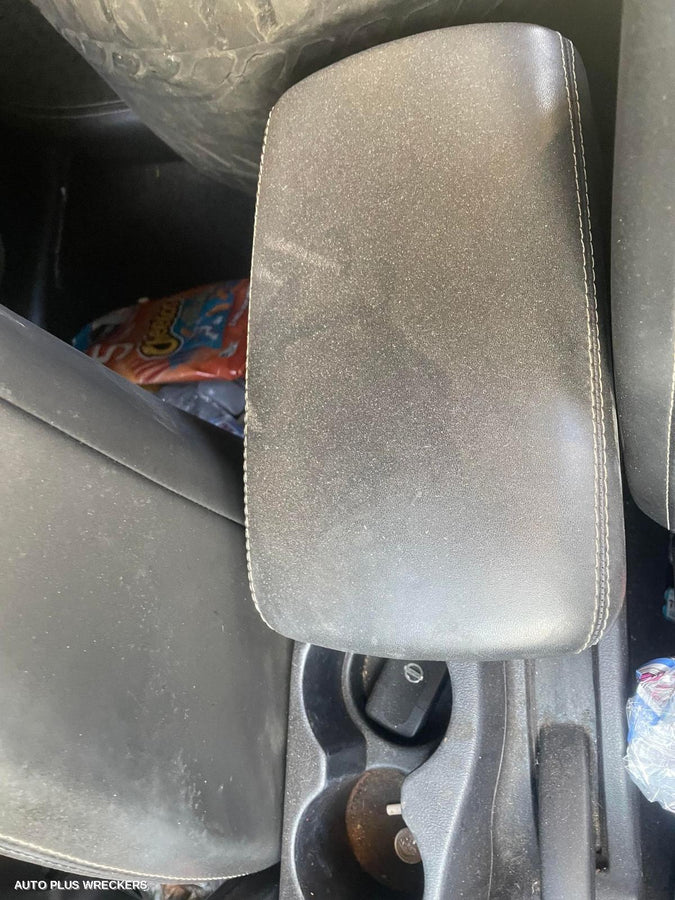 2013 Nissan Dualis Wheel Arch Flare