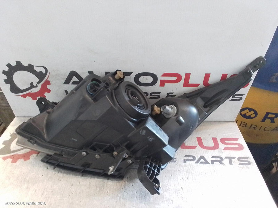 2010 Holden Cruze Right Headlamp