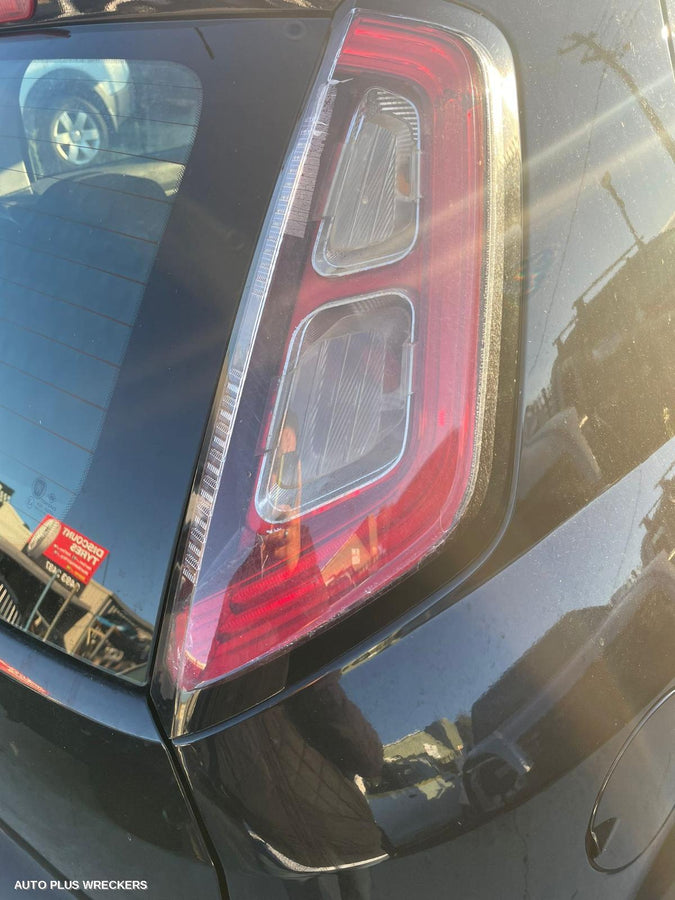 2013-2015 Fiat Punto Right Front Door Window