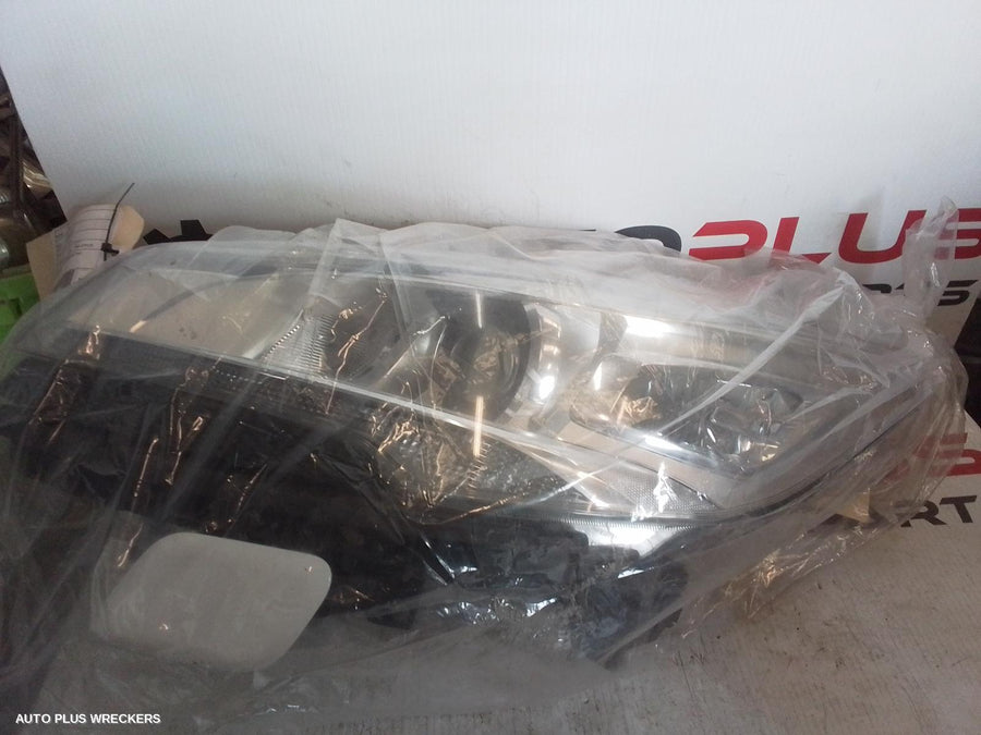 2012-2016 Ford Kuga Left Headlamp