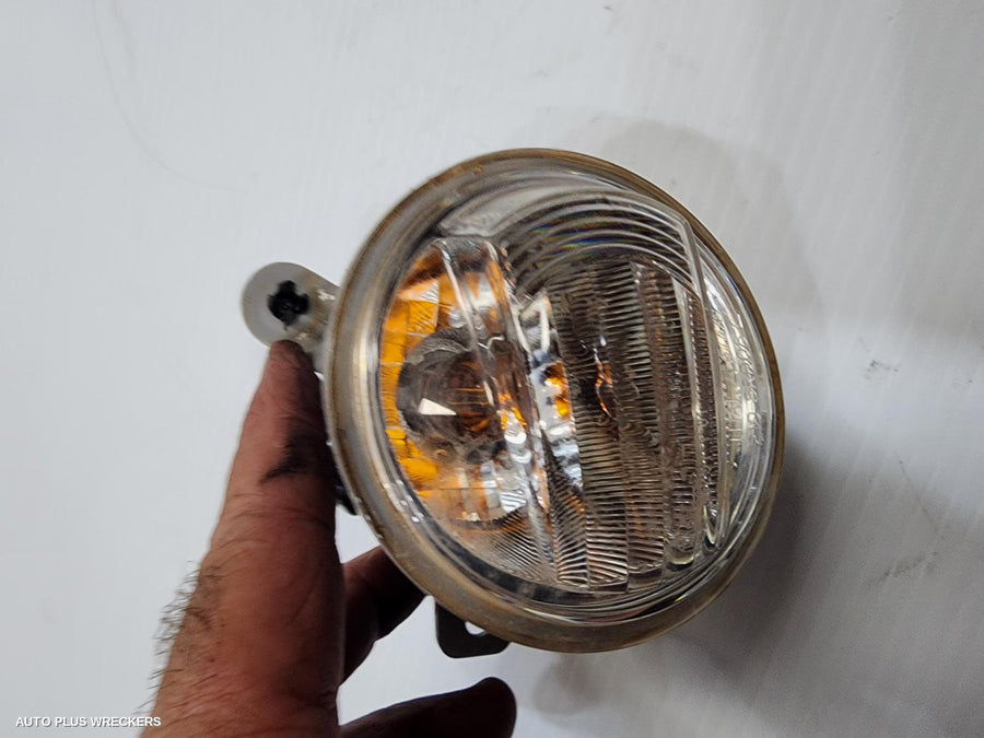 2020-2023 Isuzu Dmax Left Indicator Fog Side