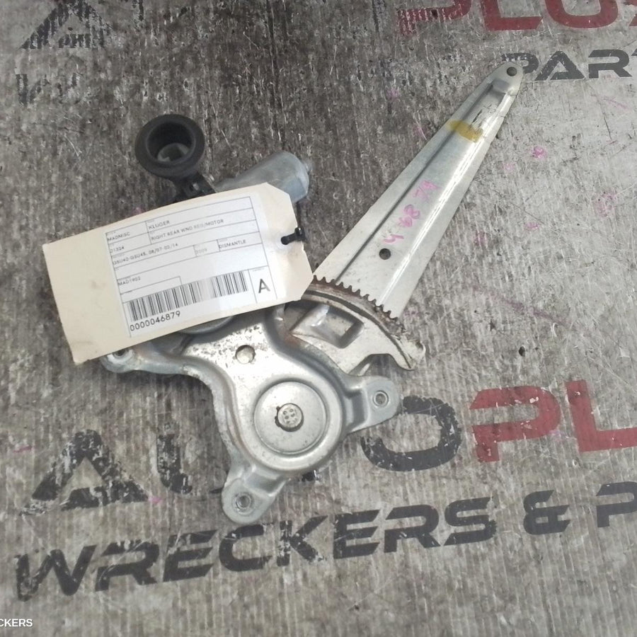 2009 Toyota Kluger Right Rear Wnd Reg Motor