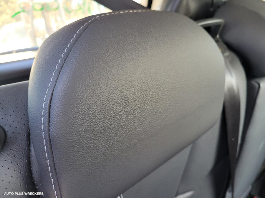 2020 Subaru Forester Body Door Mould