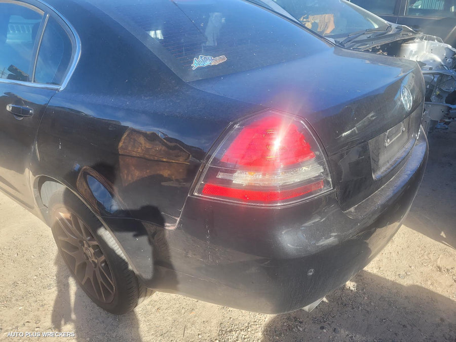 2007 Holden Commodore Sunvisor