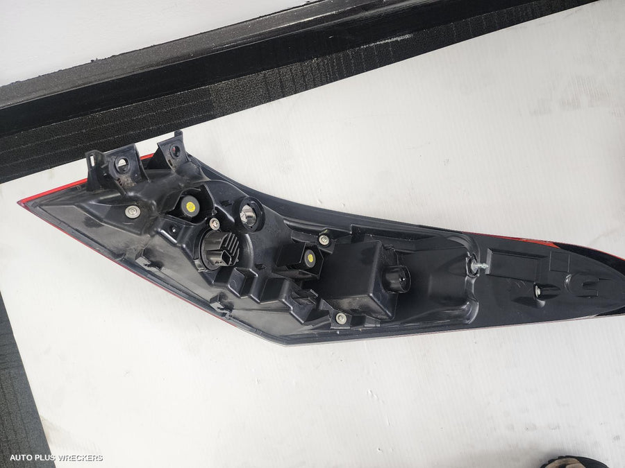 2021 Toyota Camry Left Taillight