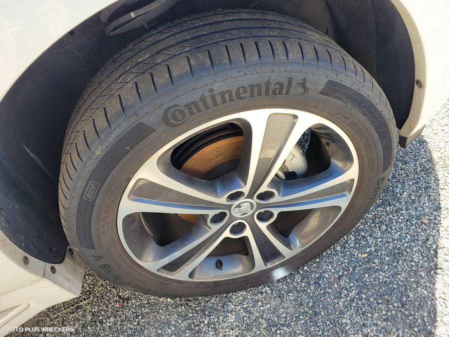 2016 Holden Captiva Rear Spoiler