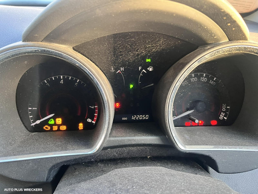 2010 Toyota Kluger Wheel Mag