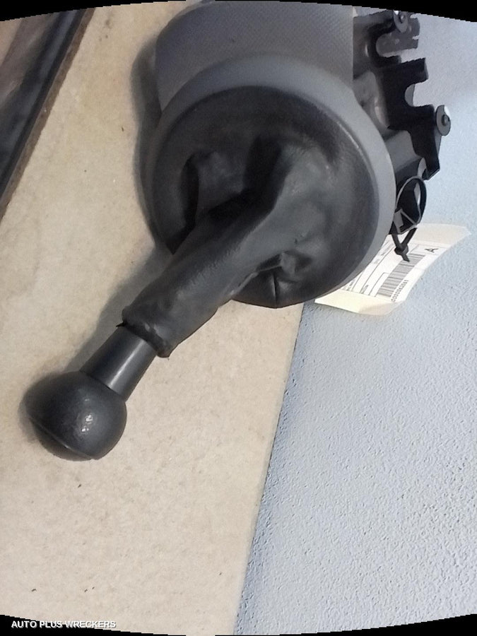 2015 Citroen Berlingo Gear Stick Shifter