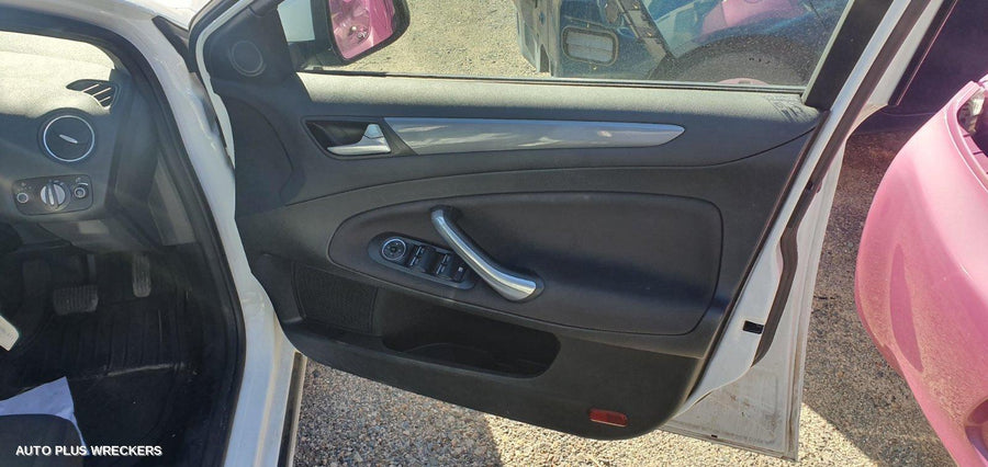 2013 Ford Mondeo F Bar Reinforc Brack